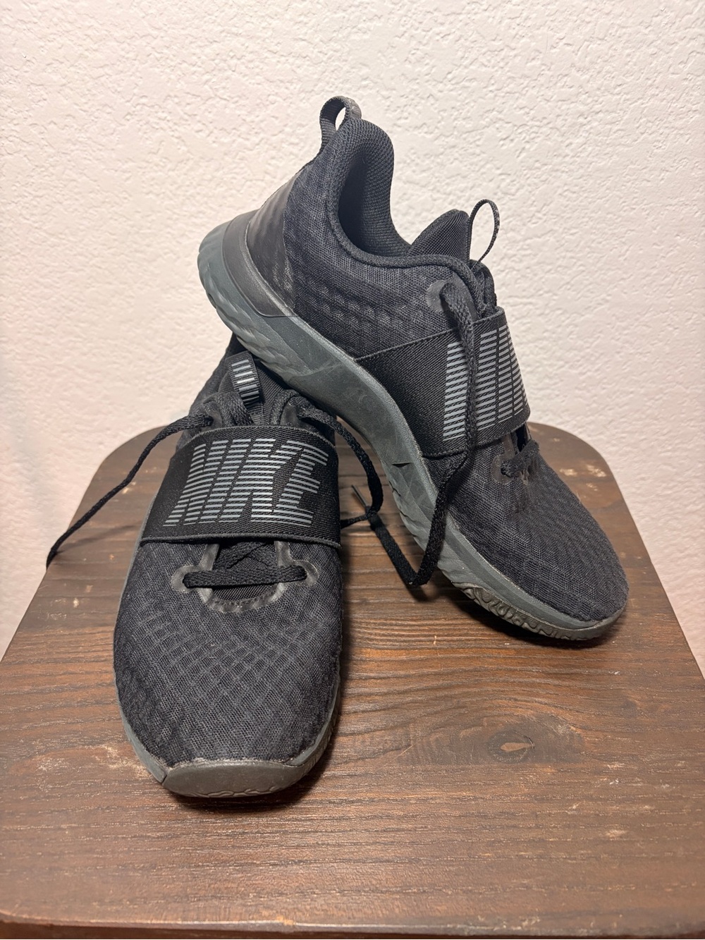 Nike Women's Black Athletic Training Shoes